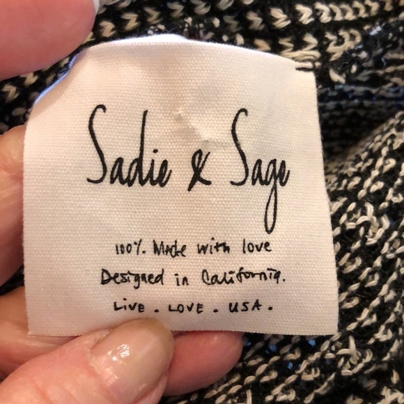 Sadie & Sage Black and White Long Sleeve Eyelet Laced Front + Sleeves Pullover - Picture 10 of 11